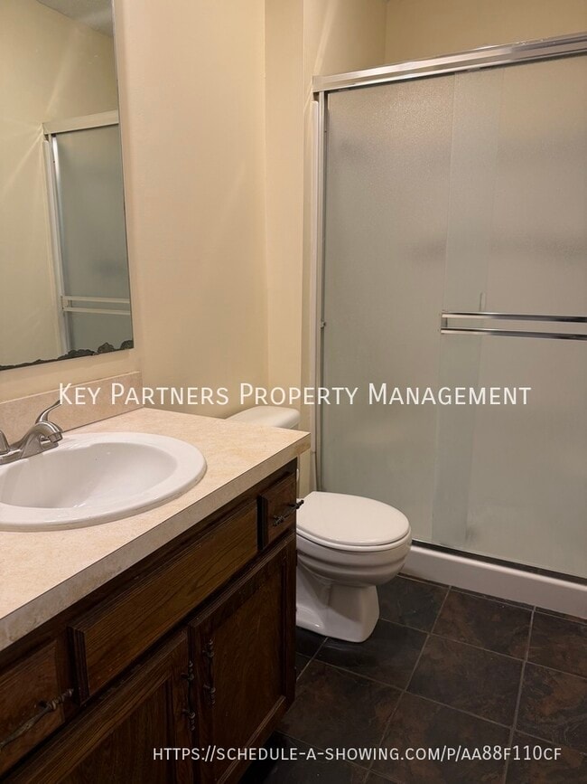 Building Photo - 13865 S Alden Ct