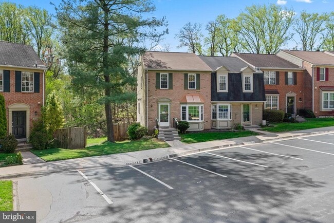 Building Photo - 10267 Green Holly Terrace