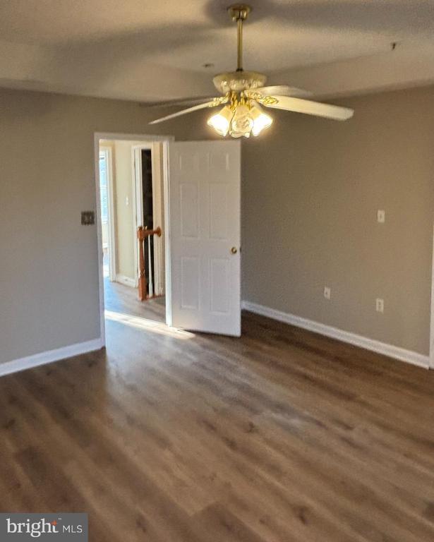 Building Photo - 8002 Bullfinch Pl