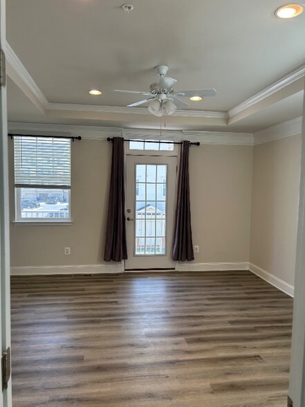 Building Photo - 7511 Crowley St