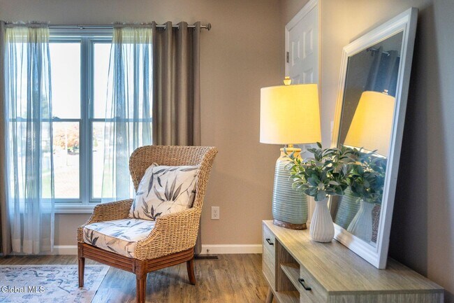 Building Photo - 166 Jefferson St