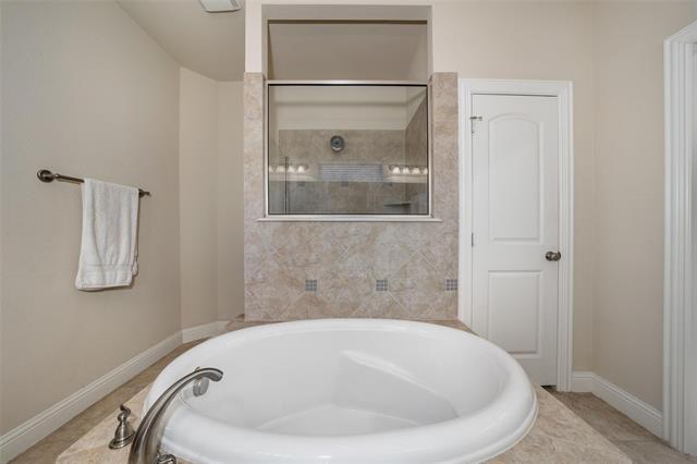 Building Photo - 14104 Sparrow Hill Dr