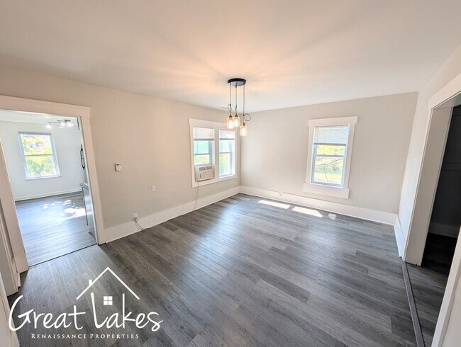 Building Photo - 4437 Avery St