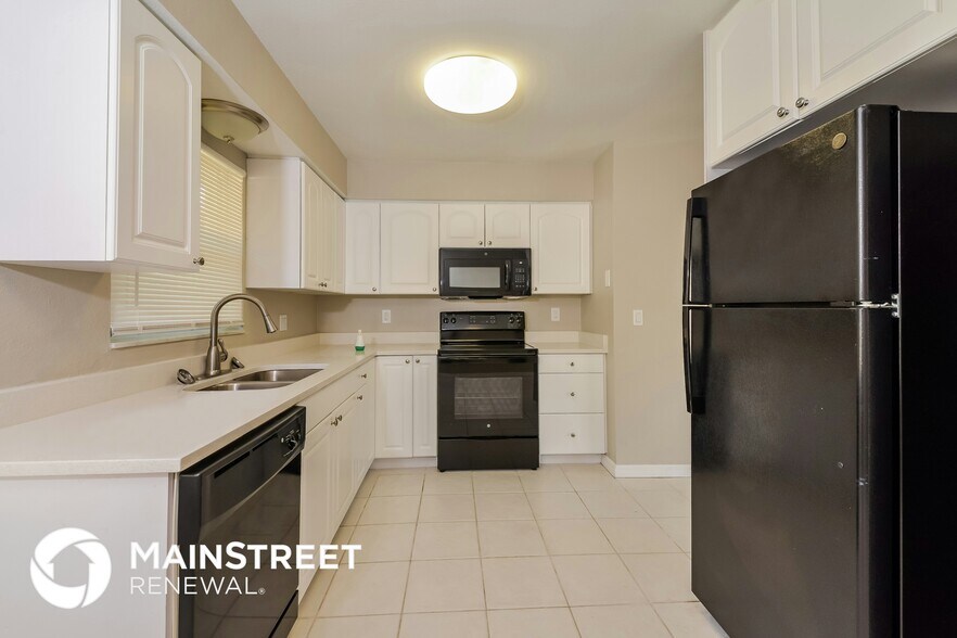 Building Photo - 2006 4th Ave W