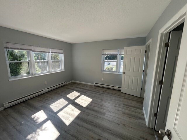 Building Photo - 32 Maple Crest Cir
