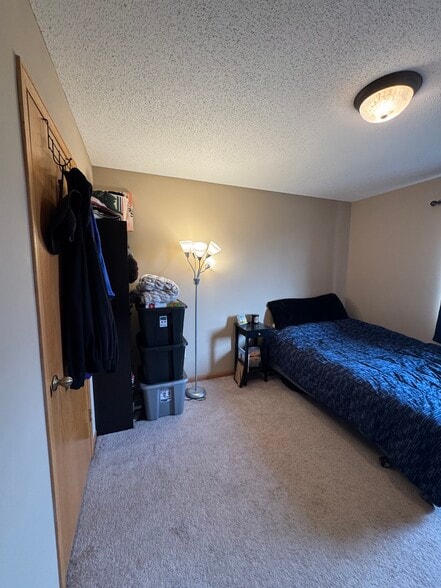 Bedroom 2 - 2156 Willow Trail