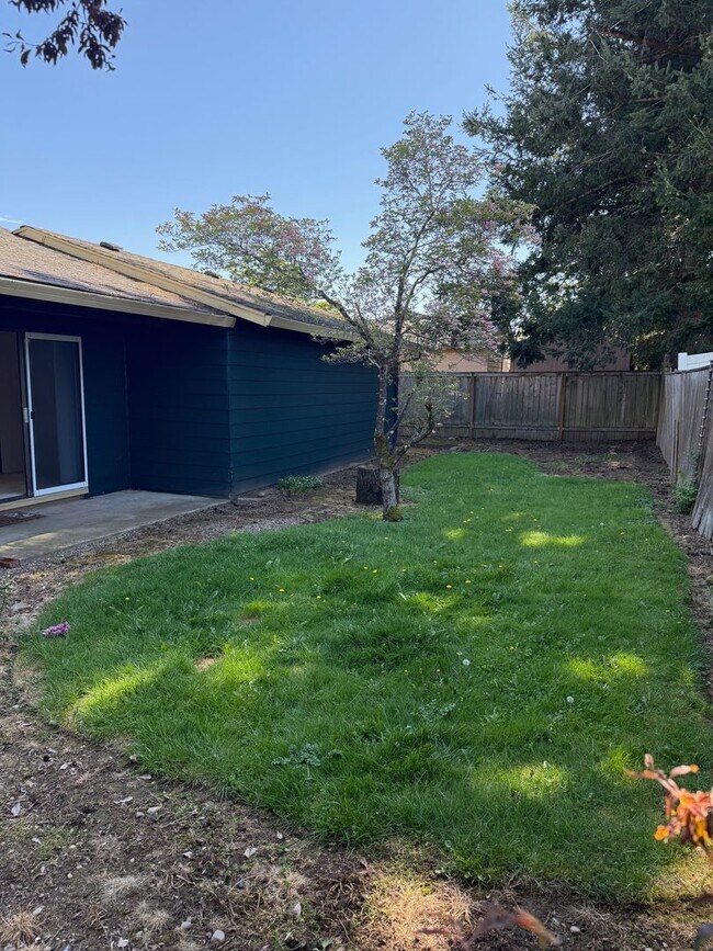 Building Photo - 162D00