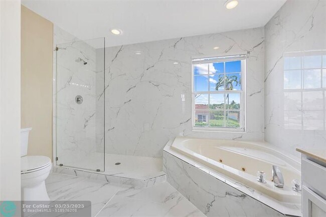 Building Photo - 3808 Miramontes Cir