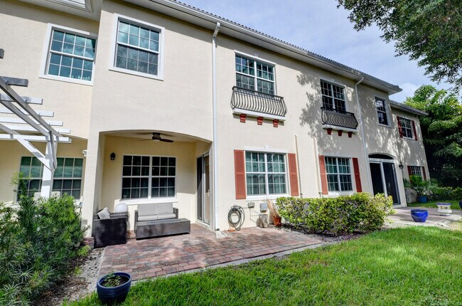 Building Photo - 2605 Frederick Blvd
