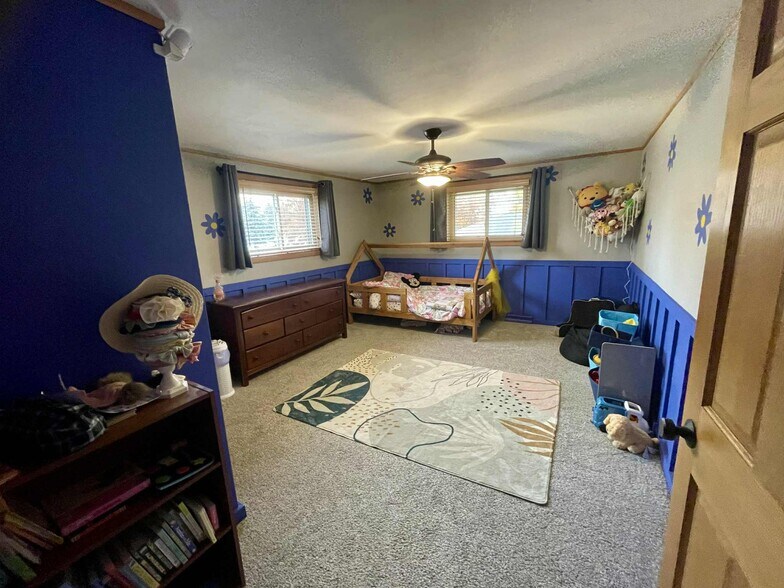 Building Photo - 1447 Stead Dr