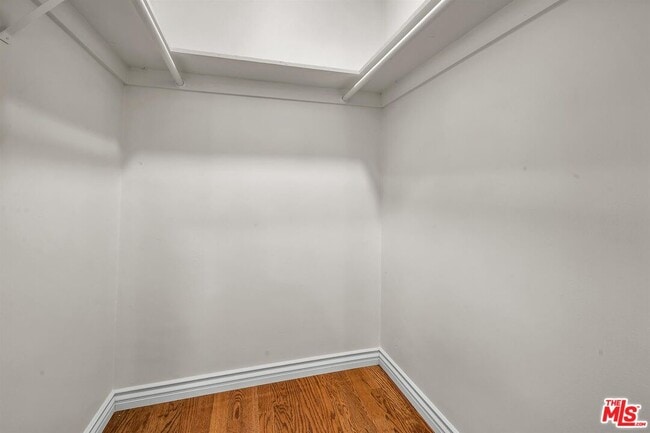 Building Photo - 5350 S Slauson Ave