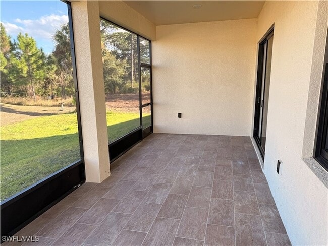 Building Photo - 941 Columbus Blvd