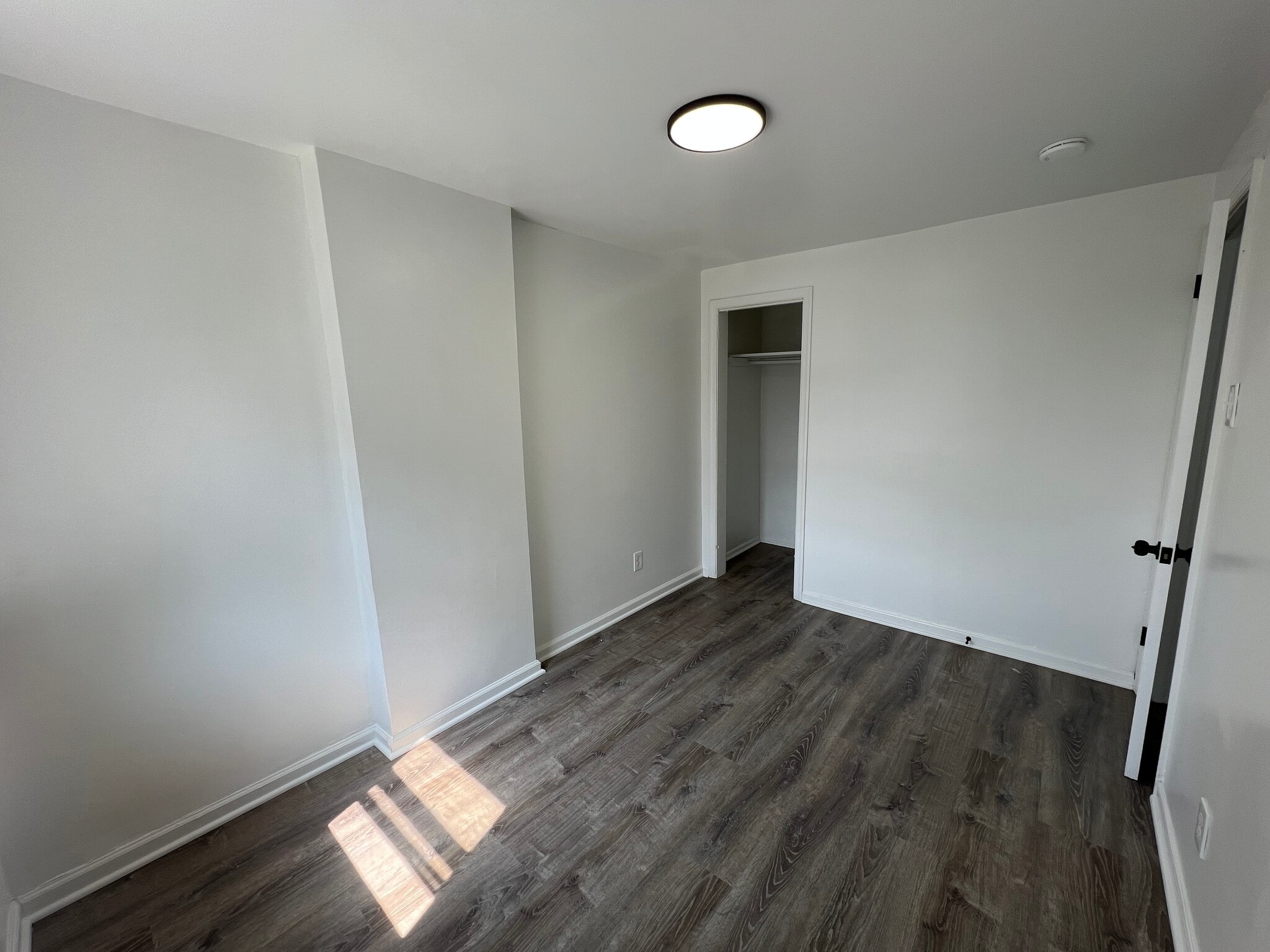 Building Photo - 2610 Price St