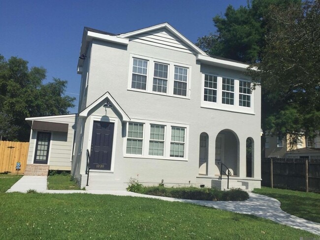 Building Photo - 1330 Camellia Ave