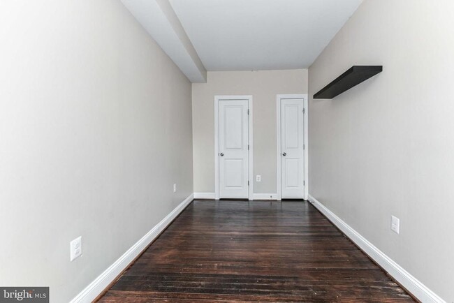 Building Photo - 6014 Fort Hunt Rd