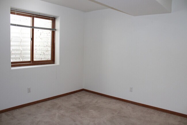 Building Photo - Beautiful 4 Bedroom Home in Midtown Fort C...