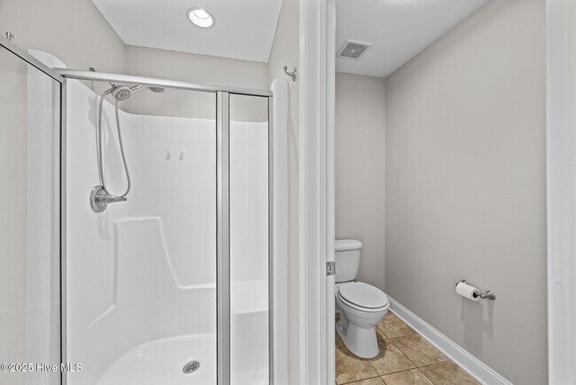 Building Photo - 204 N Brig Dr