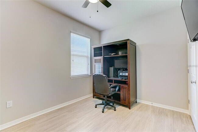 Building Photo - 4905 111th Terrace E