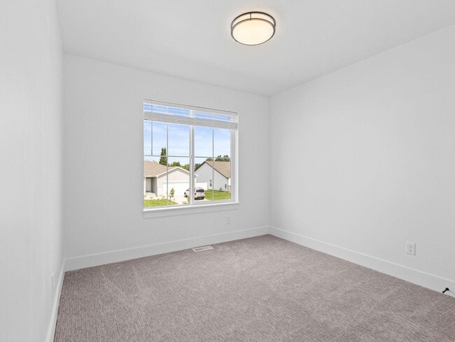 Building Photo - 2986 Sydney Dr