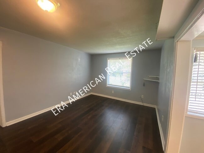 Building Photo - 9 Okahatchee Cir SE