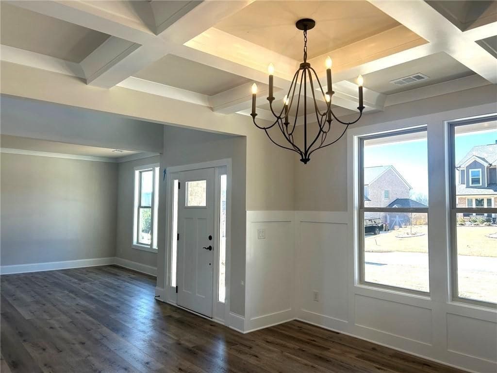 Building Photo - 4265 Oak Dr