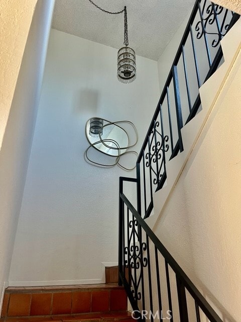 Building Photo - 1233 W 24th St