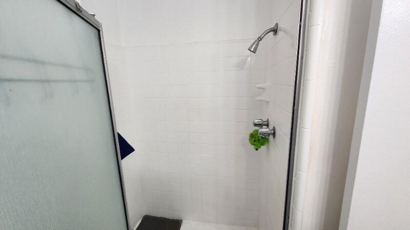 Building Photo - 310 S Almont Dr