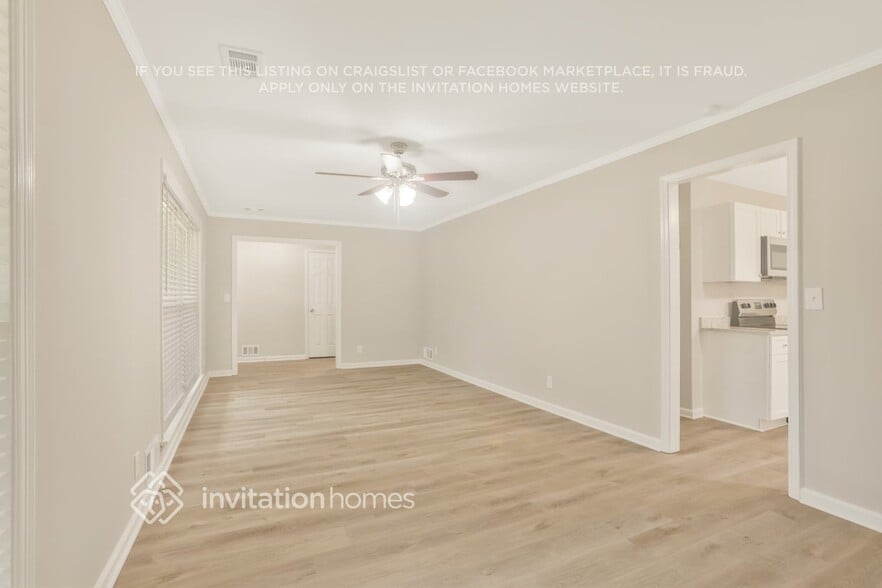 Building Photo - 1707 Laurens Dr SW