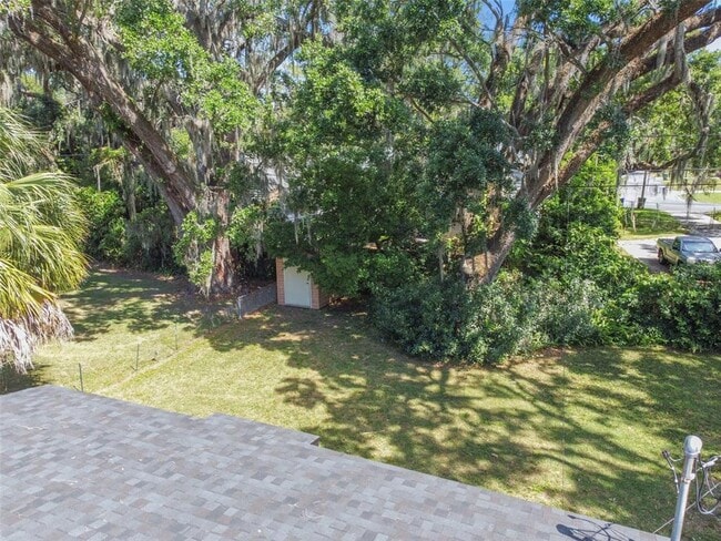 Building Photo - 535 W Palmeden Dr