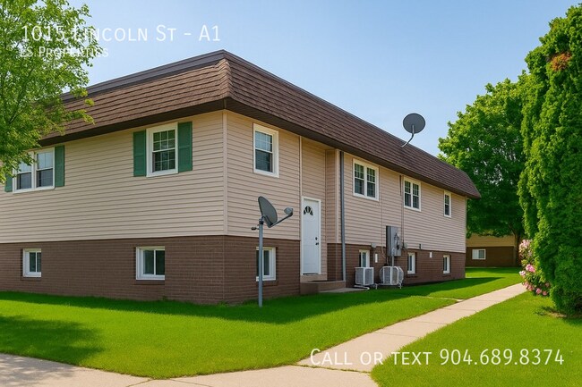 Building Photo - 1015 Lincoln St