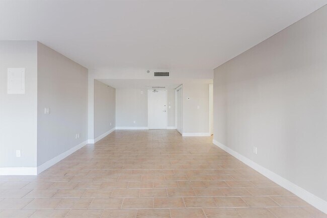 Building Photo - 859 Jeffery St