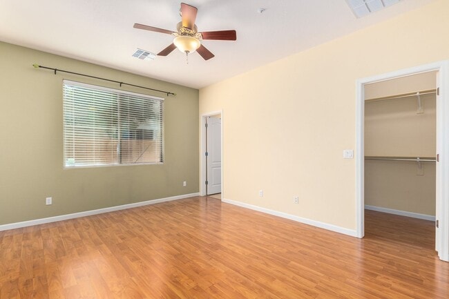 Building Photo - 3 Bedroom, 2 bath home in the heart of Gilbert!