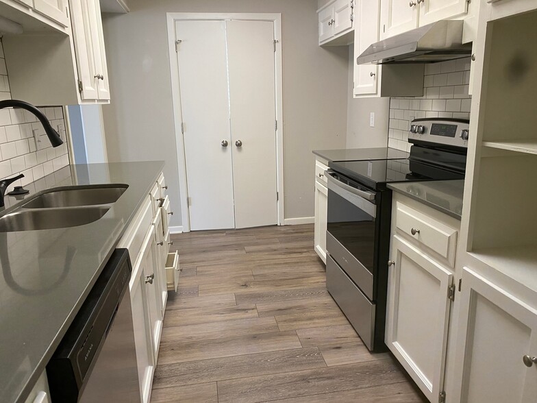 Building Photo - 1420 Accomac Pl