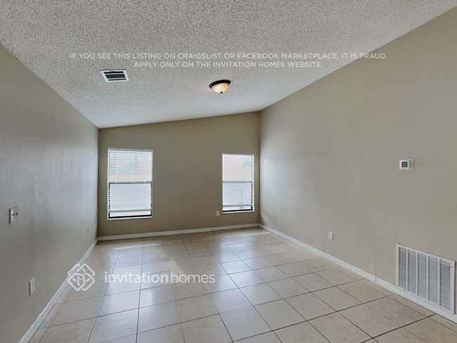 Building Photo - 138 Barrington Dr