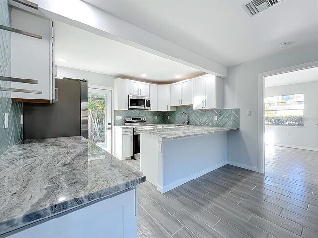 Building Photo - 1688 Bahia Vista St