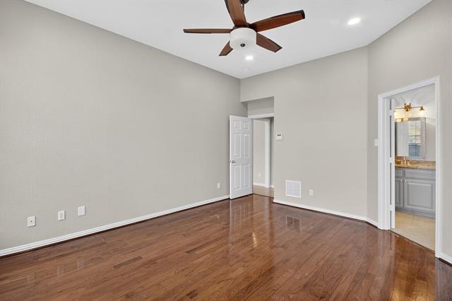 Building Photo - 1604 Wagon Wheel Dr