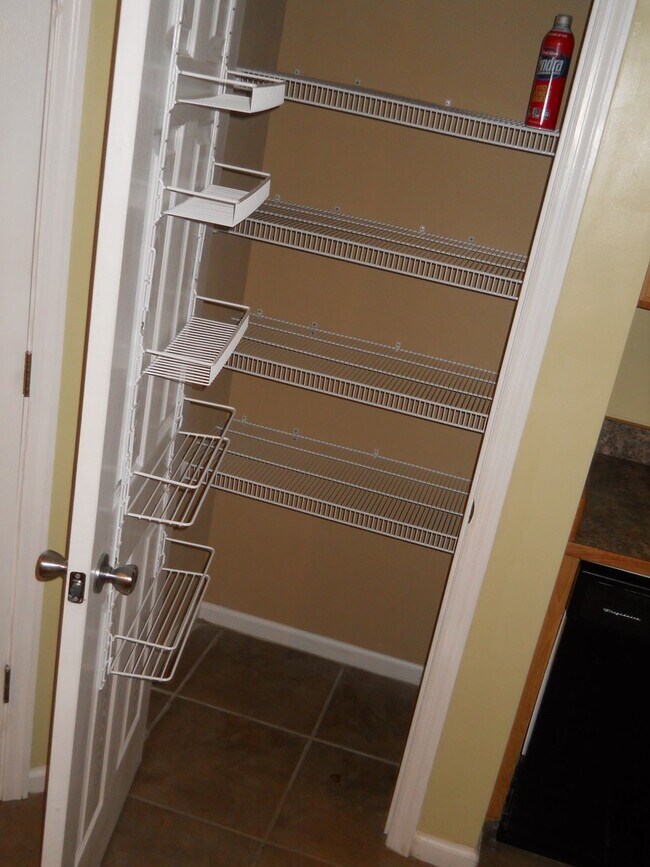 Building Photo - 3 Bedroom Home in Hahira!