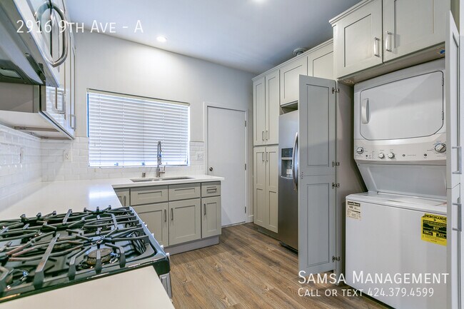 Building Photo - 2916 9th Ave