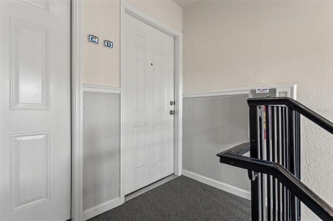 Building Photo - 209 Sea Horse Dr SE