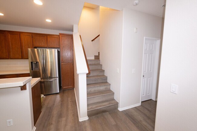 Building Photo - Amazing 3 Bedroom Condo available now! Chula Vista / Eastlake / Otay Ranch Area