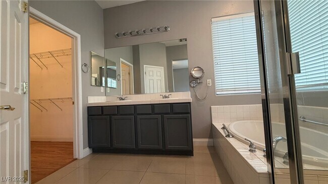 Building Photo - 29 Brandermill Dr