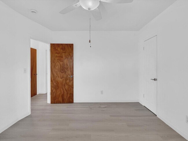 Building Photo - 2193 NE 172nd St