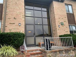 Building Photo - 17 Brevoort Dr