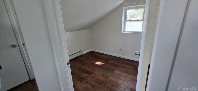 Building Photo - 84 Pleasure Ave
