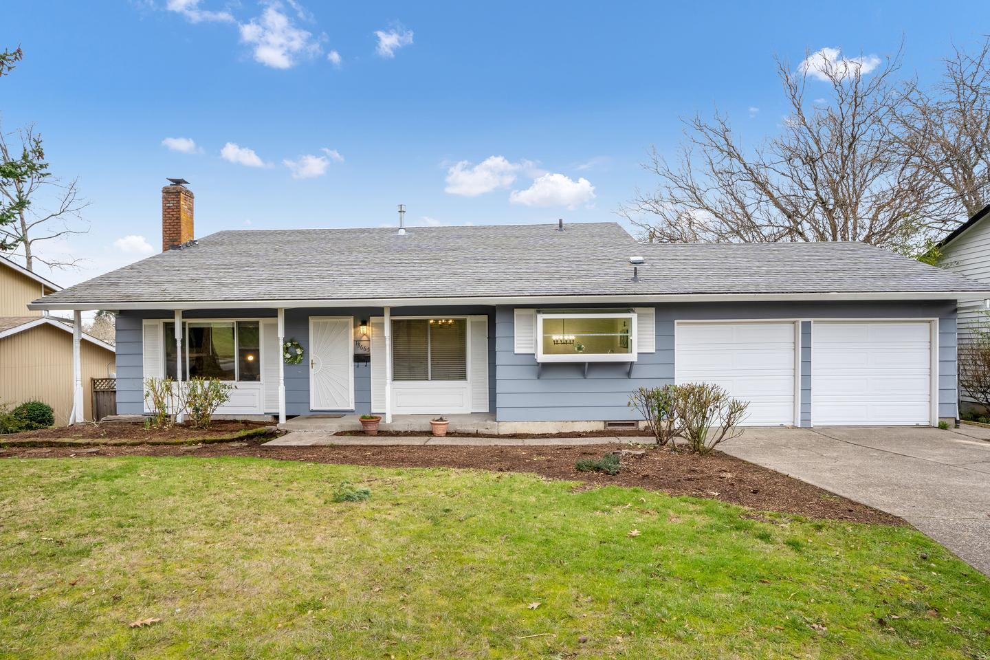 Building Photo - 13665 Sw Parkway