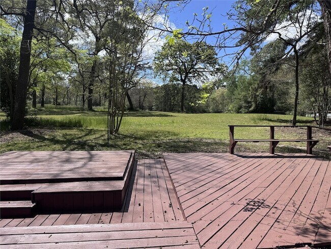 Building Photo - 16477 Piper Ln