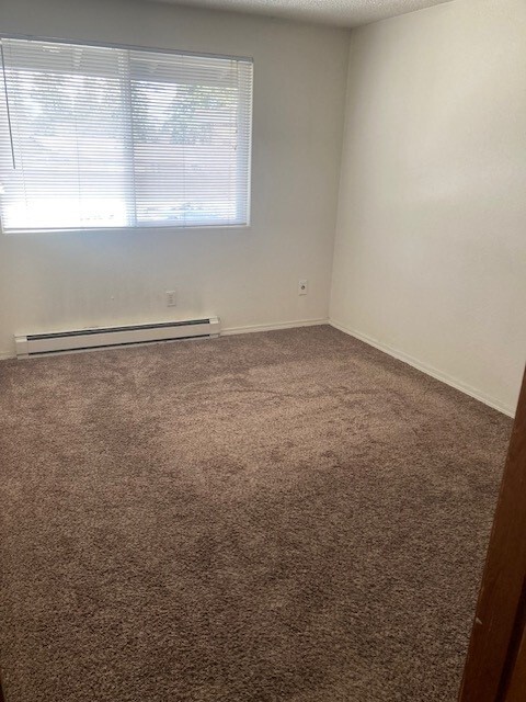 2nd Bedroom - Tanglewood Apartments