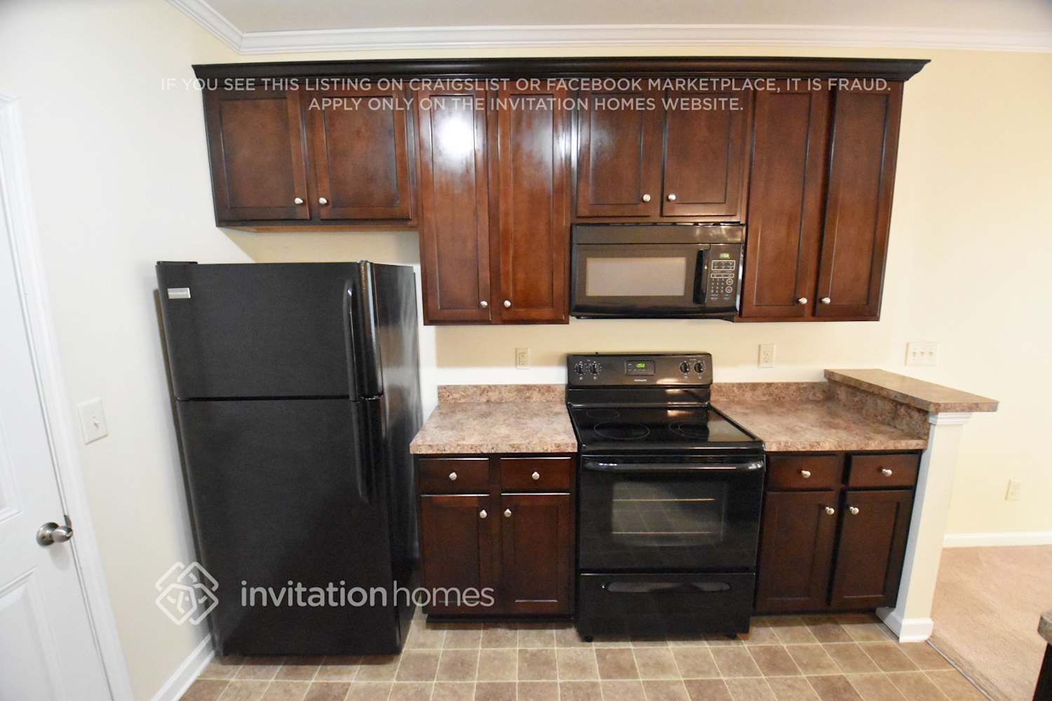 Building Photo - 8123 Brookbend Dr