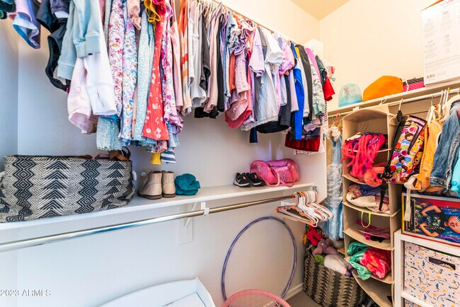 Building Photo - 23138 E Camina Plata