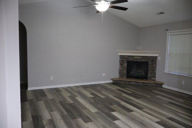 Building Photo - 5806 Freeport Way